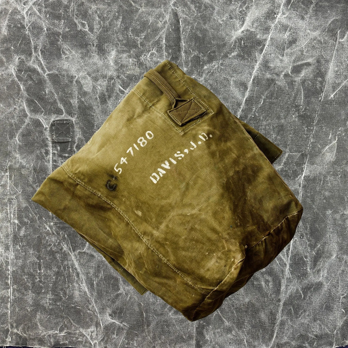 Vintage 1940s/50s US Army Duffel Bag - grown&sewn